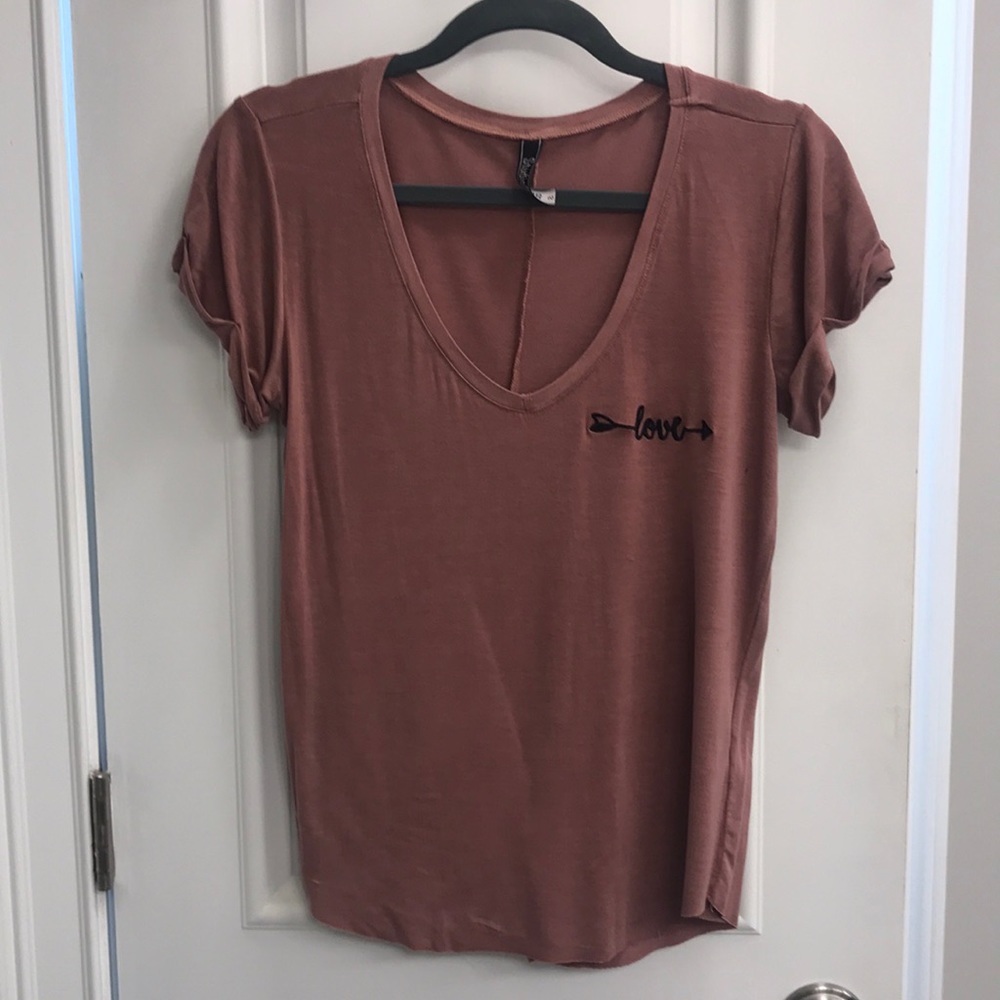 Love tee